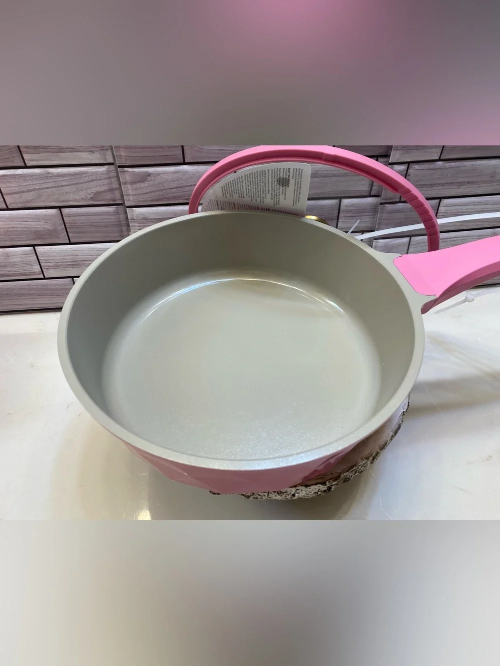 Paris Hilton❤️ 3 Quart Pink Cast Aluminum Sauté Pan Raised Diamond New